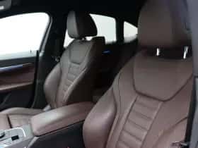 BMW i4 (2022) thumbnail 14