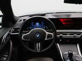 BMW i4 (2022) thumbnail 23