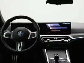 BMW i4 (2022) thumbnail 24