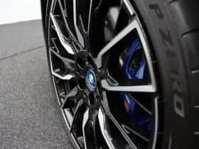 BMW i4 (2022) thumbnail 10
