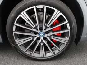 BMW iX2 (2025) thumbnail 25