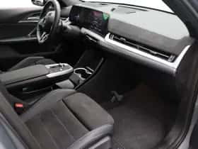 BMW iX2 (2025) thumbnail 29