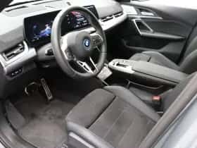 BMW iX2 (2025) thumbnail 6