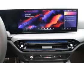 BMW i4 (2026) thumbnail 11