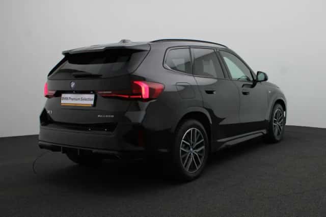 BMW X1 (2024) thumbnail 2