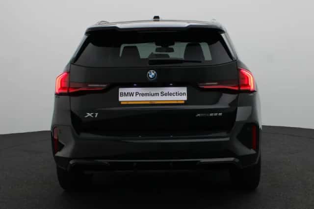 BMW X1 (2024) thumbnail 5