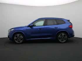 BMW X1 (2022) thumbnail 4