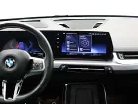 BMW X1 (2022) thumbnail 9