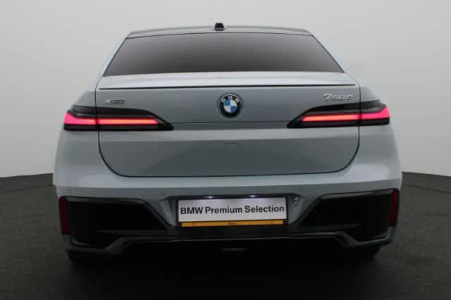 BMW 7-Serie (2026) thumbnail 5