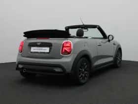 MINI Cabrio (2021) thumbnail 2