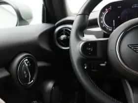 MINI Cabrio (2021) thumbnail 13