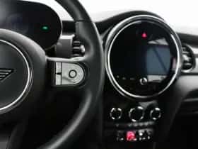 MINI Cabrio (2021) thumbnail 14