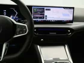 BMW i4 (2025) thumbnail 17