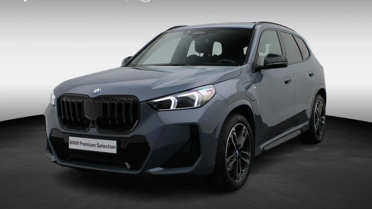 BMW X1 (2023) — foto 1