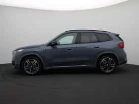 BMW X1 (2023) thumbnail 4