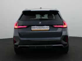 BMW X1 (2023) thumbnail 5