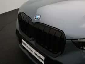 BMW X1 (2023) thumbnail 6