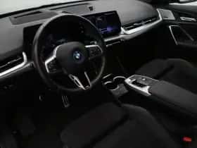 BMW X1 (2023) thumbnail 10