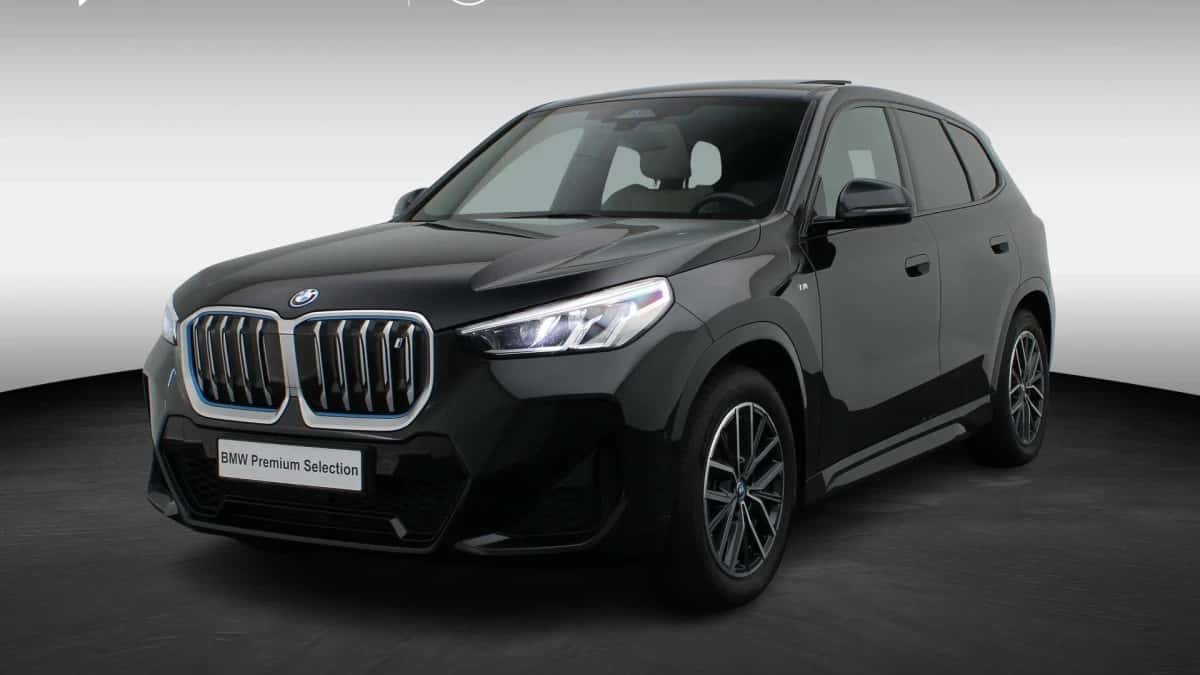 BMW iX1 (2023) — foto 1