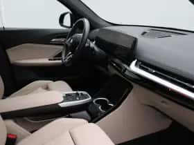 BMW iX1 (2023) thumbnail 28