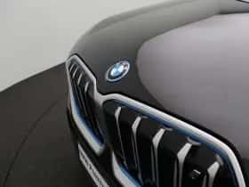 BMW iX1 (2023) thumbnail 7