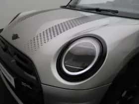 MINI Cabrio (2026) thumbnail 6