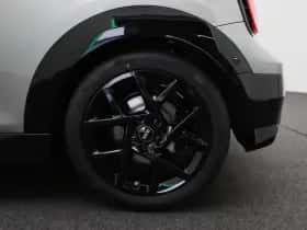 MINI Cabrio (2026) thumbnail 10