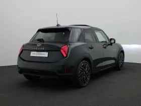 MINI Cooper (2026) thumbnail 2