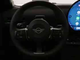 MINI Cooper (2026) thumbnail 12
