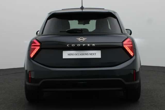 MINI Cooper (2026) thumbnail 5