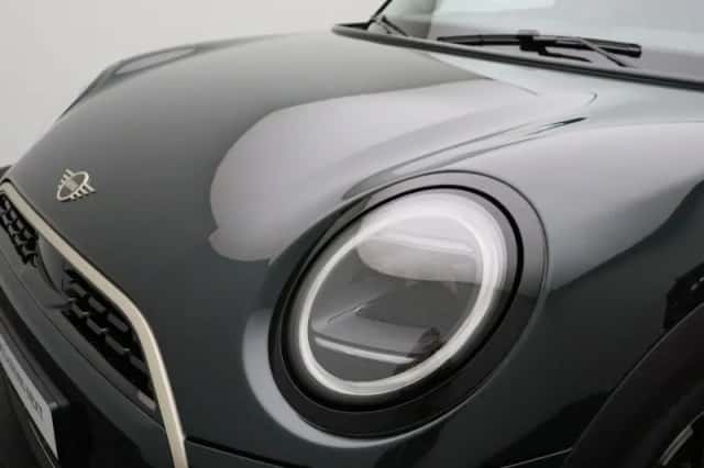 MINI Cooper (2026) thumbnail 6