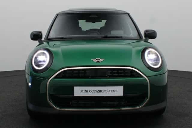 MINI Cooper (2026) thumbnail 3