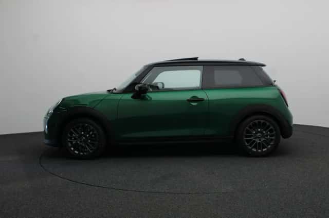 MINI Cooper (2026) thumbnail 4
