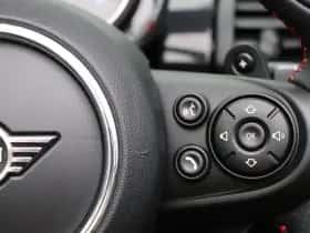 MINI Cabrio (2019) thumbnail 15