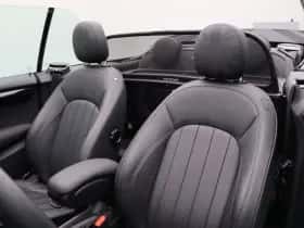 MINI Cabrio (2019) thumbnail 8