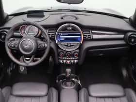 MINI Cabrio (2019) thumbnail 10