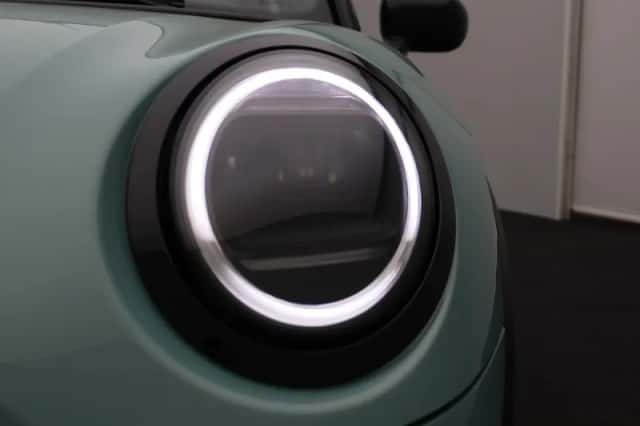 MINI Cabrio (2026) thumbnail 6