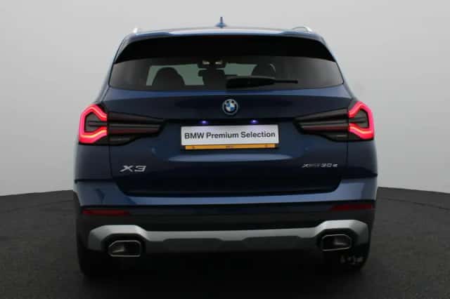 BMW X3 (2022) thumbnail 5