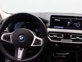 BMW X3 (2022) thumbnail 7