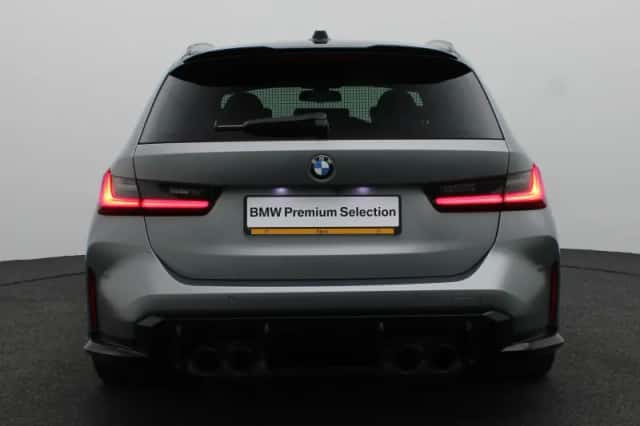 BMW M3 (2024) thumbnail 5