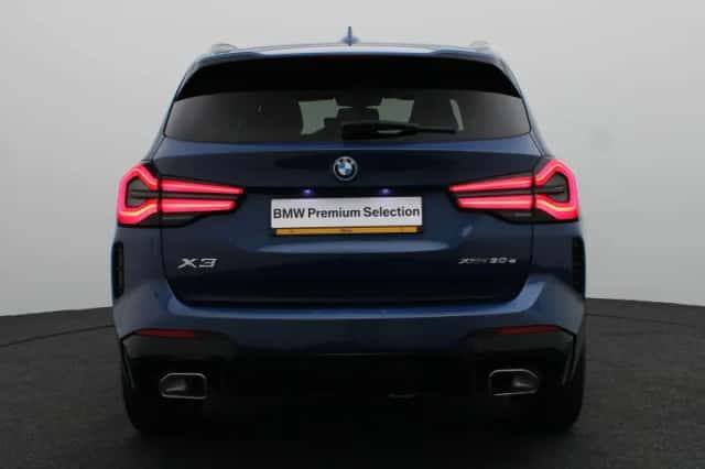 BMW X3 (2022) thumbnail 5