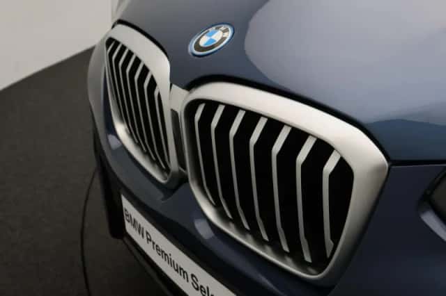 BMW X3 (2022) thumbnail 6