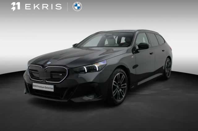 BMW i5 (2025) thumbnail 1