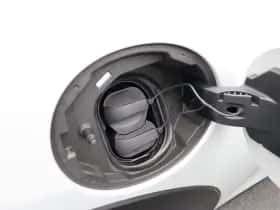 MINI Electric (2020) thumbnail 24
