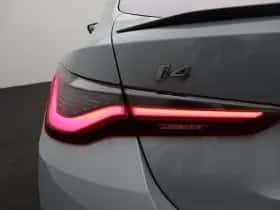 BMW i4 (2022) thumbnail 12