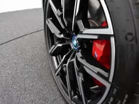 BMW i4 (2022) thumbnail 10