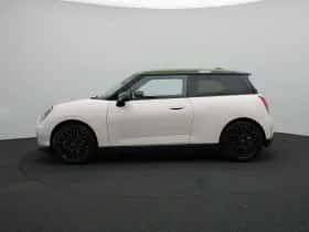 MINI Cooper (2026) thumbnail 4