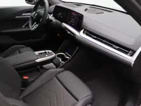 BMW iX2 (2025) thumbnail 26