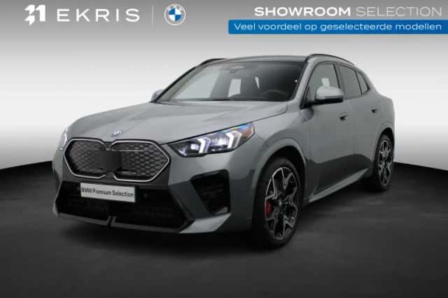 BMW iX2 (2025) thumbnail 1