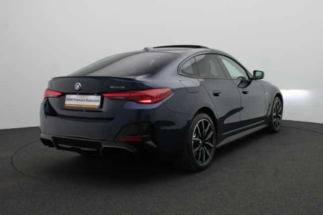 BMW i4 (2026) thumbnail 2